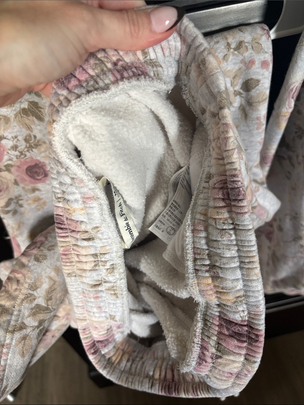 Abercrombie & Fitch Floral Hoodie and Jogger Set - Gray with Pink & Yellow Roses - Picture 3 of 3